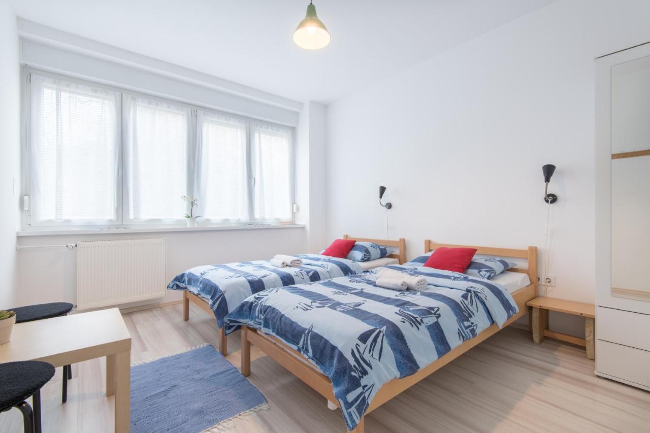 The Dots Hostel Zágráb Kültér fotó