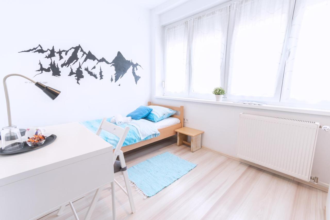 The Dots Hostel Zágráb Kültér fotó